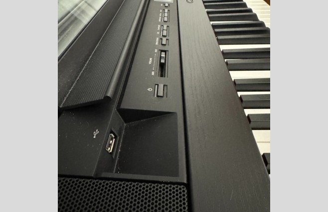 Yamaha P-525 Home Stand Digital Piano | Satin Black Finish | UK Delivery In Days | Warranty | P/X | Finance Options | Includes Stool, Headphones | Used | Serial Number BCBM01033 - Image 8